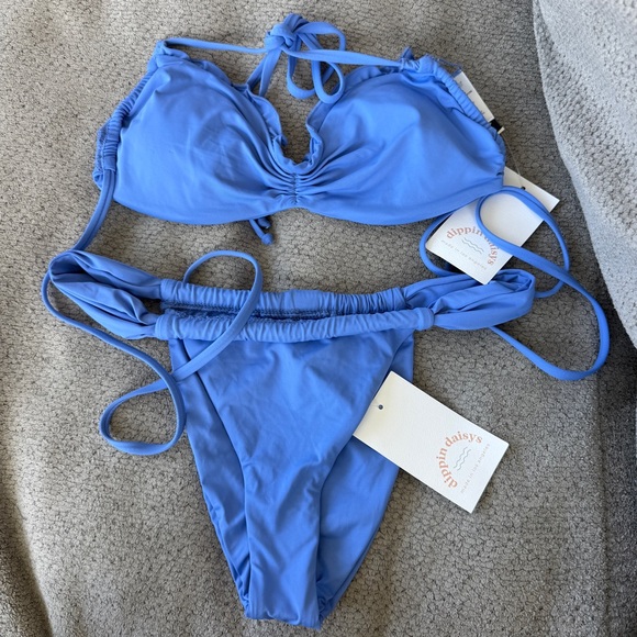 Dippin’ Daisy’s Bikini Set - Picture 1 of 3